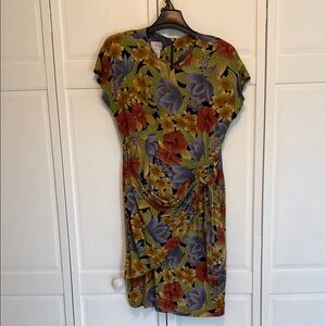 Casual Corner floral Sheath Midi Dress with Crew Neck